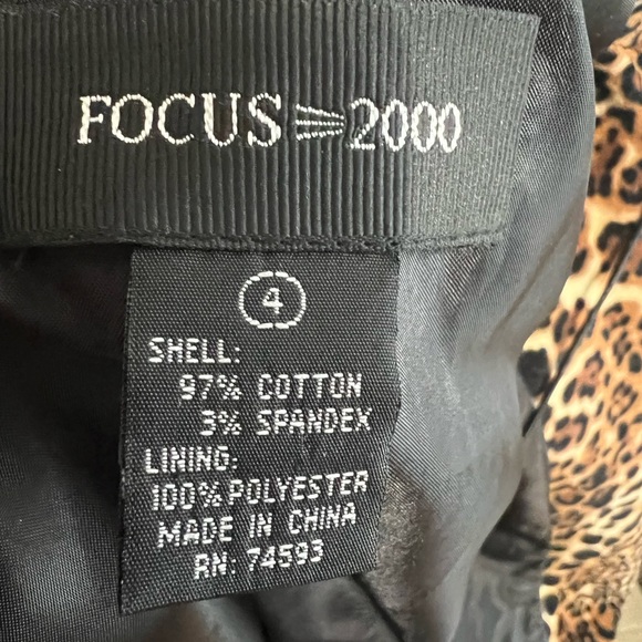 Leopard Print Velvet Blazer Focus 2000 size 4 - Picture 6 of 6